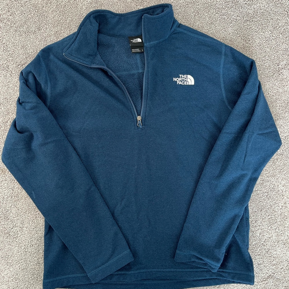 The North Face
1/4 Zip fleece
Blue
Men’s Large
